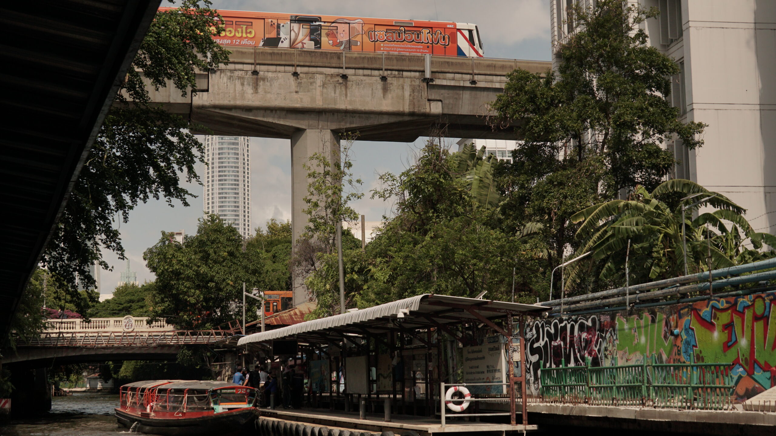 Getting Around Bangkok: A Guide to Public Transportation
