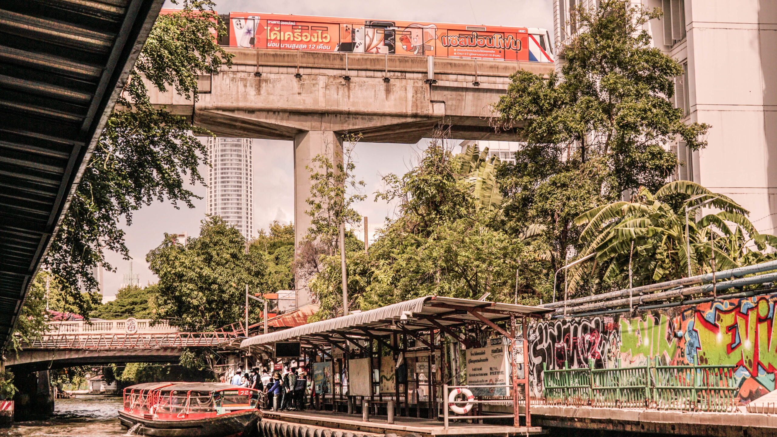 Getting Around Bangkok: A Guide to Public Transportation