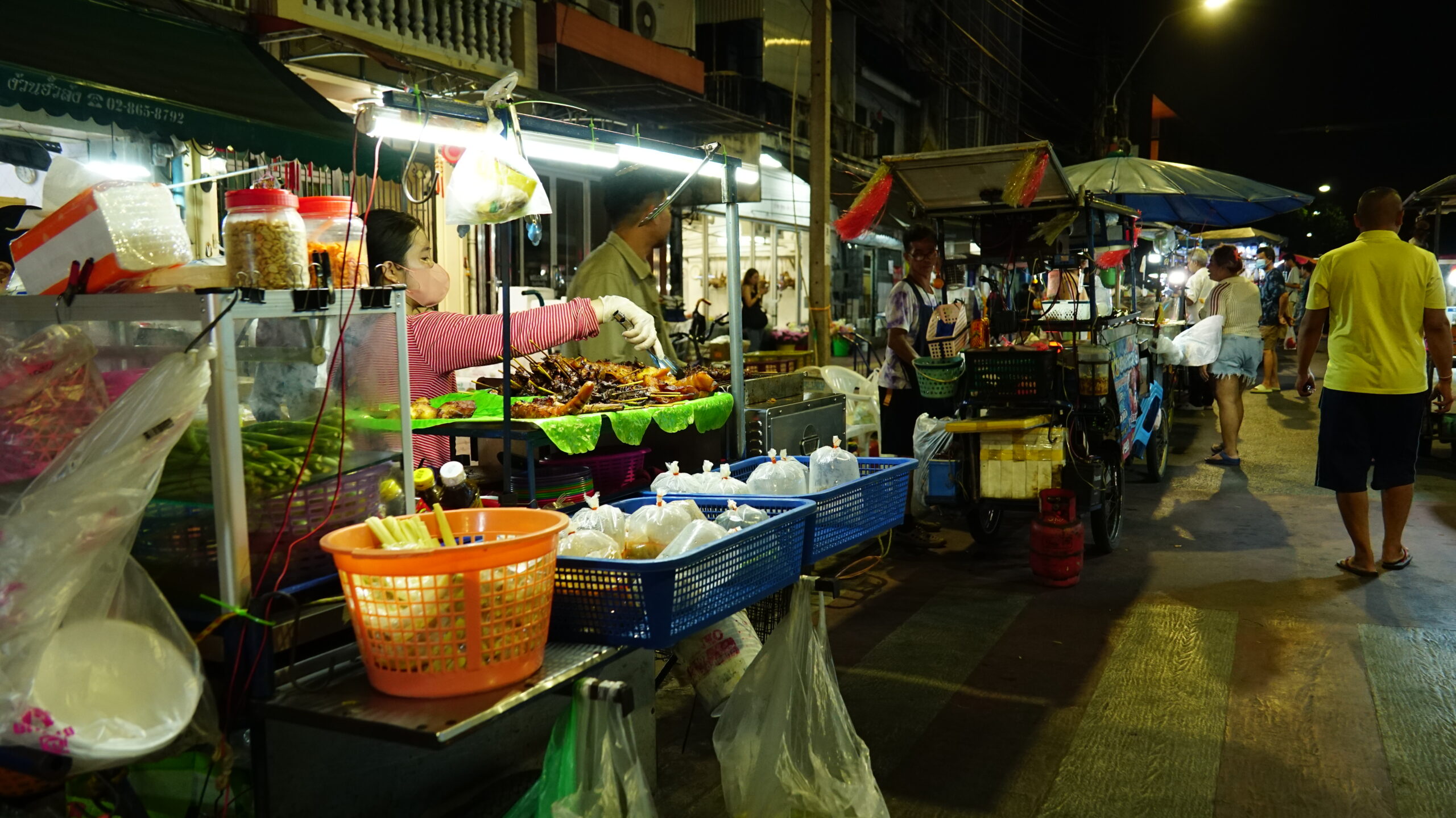 Street food Experience Like a Local